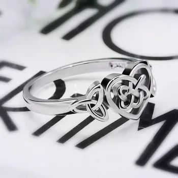 Huitan Madinga Paprasta Žalvario Širdies Pasiūlymas Vestuvinį Žiedą, Moterims Su Tvist Modelio Dizainas Pasisekė Dalyvavimas Moterų Papuošalai Žiedas