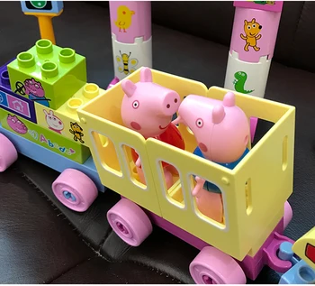 Originali Peppa Pig Statybinių Blokų Rinkinį vaikams Traukinio žaislų su 4 lėlės vaikų Gimtadienio Žaislas Mūrinis Pastatas Blokuoti Lentelė